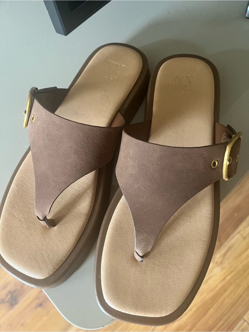 New York & Company Brown Thong Slide Sandals with Gold Buckle